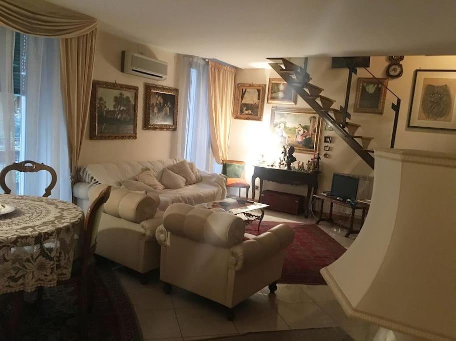 The Trip House - Between The Center And The Sea - Free Wifi And Jacuzzi 卡塔尼亚 外观 照片